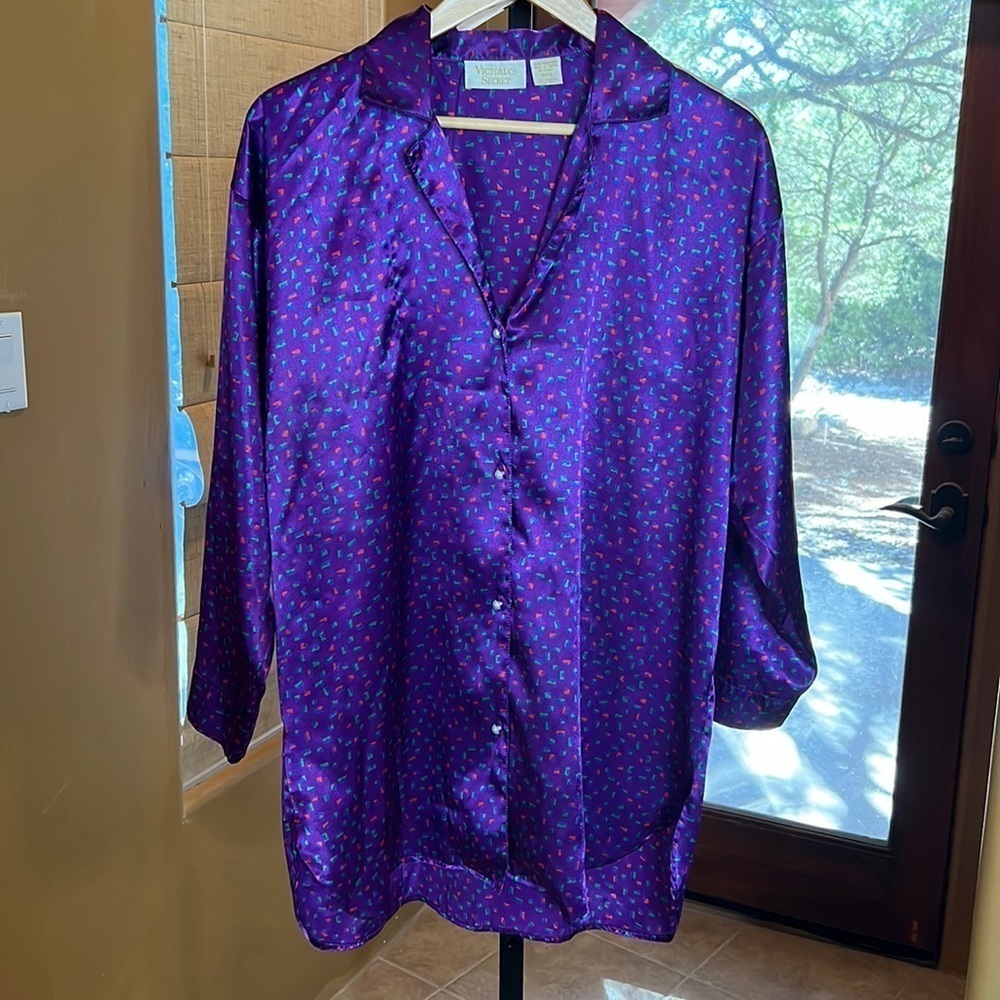 Vtg Victoria Secret Gold Label Purple Satin Silky Button Down Sleep Shirt P/S - Picture 1 of 4